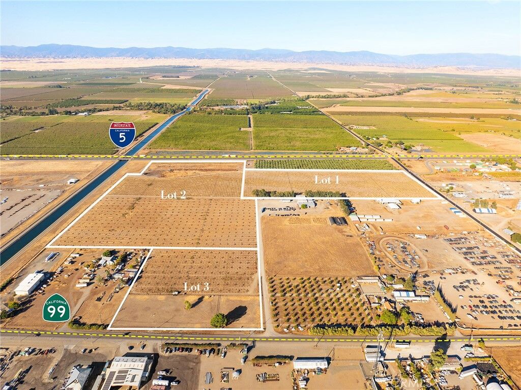 Property Photo: 3785 County Road CA 95963