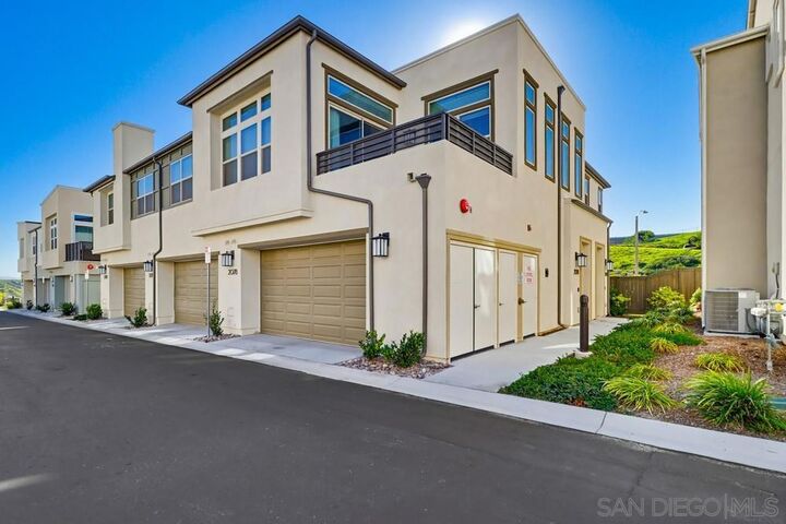 Property Photo: 2080 Trevi Circle CA 91913