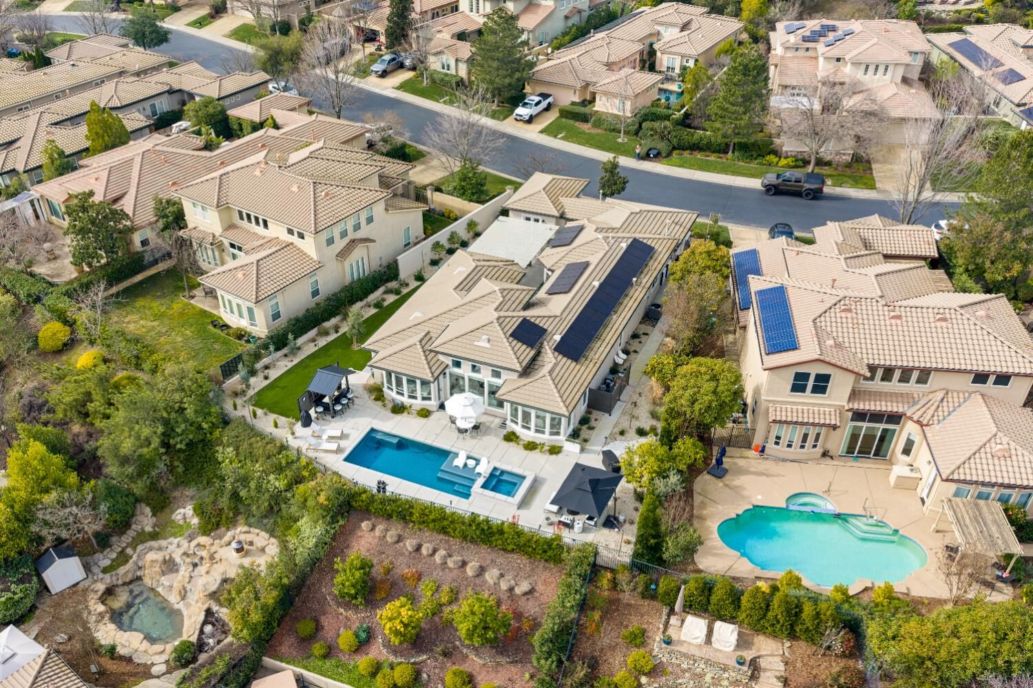 Property Photo: 5015 Skellig Rock Way CA 95762