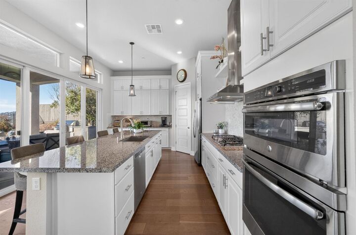 Property Photo:  430 Orange Blossom Court  CA 95762 