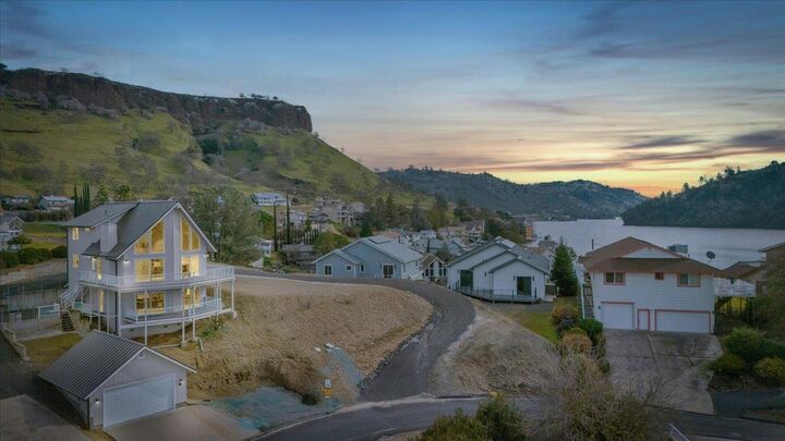 Property Photo:  935 Foothill Rd  CA 95228 
