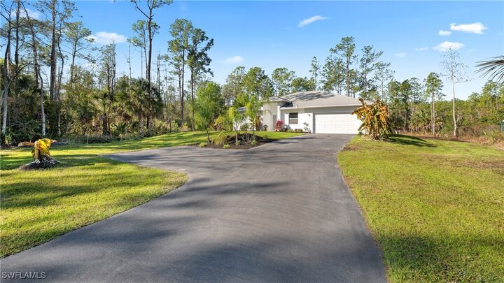 Property Photo: 569 Desoto Boulevard S FL 34117