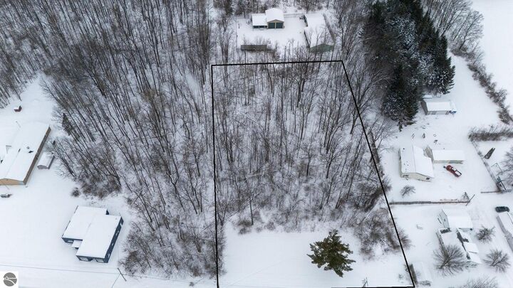 Property Photo:  1309 Heightsview Drive  MI 48629 