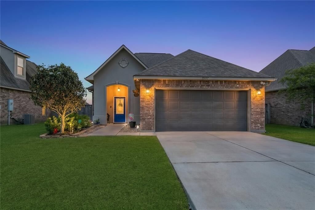 Property Photo:  70017 Hirson Court  LA 70447 