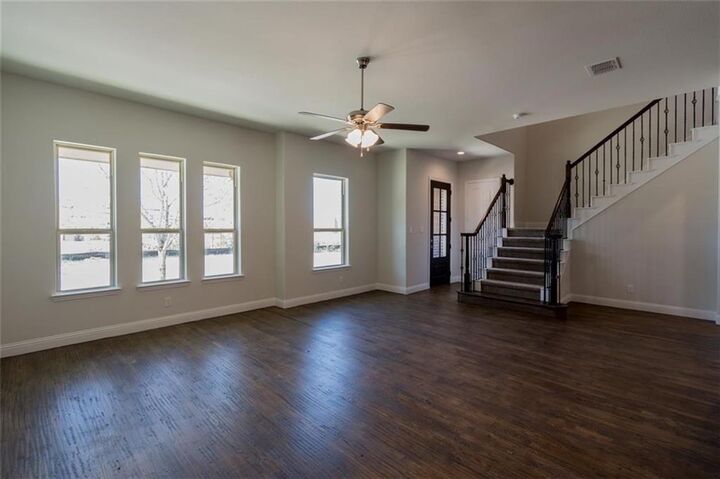 Property Photo:  2545 Gramercy Park Drive  TX 75028 