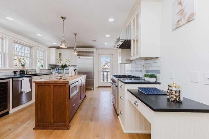 Property Photo:  159 Washington St 4  MA 02458 