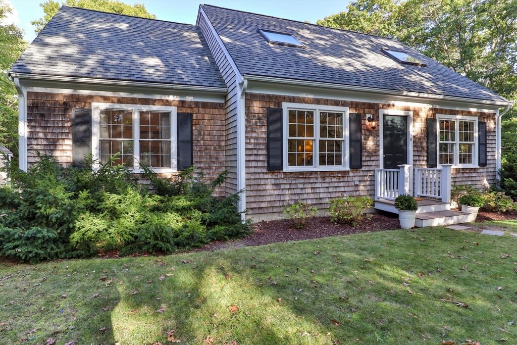 Property Photo:  16 Newtown Rd  MA 02563 