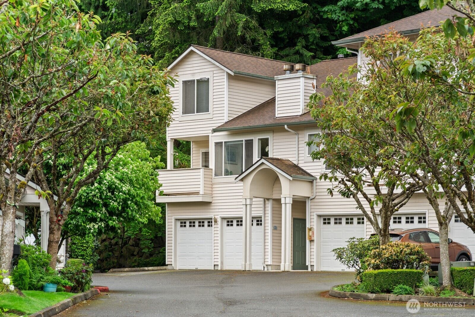 Property Photo:  8828  238th St  SW D1  WA 98026 