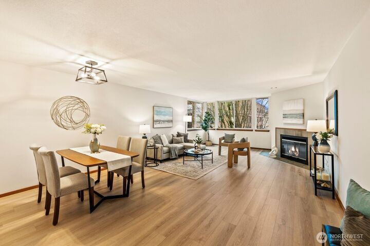 Property Photo:  2350  10th Avenue E 227  WA 98102 