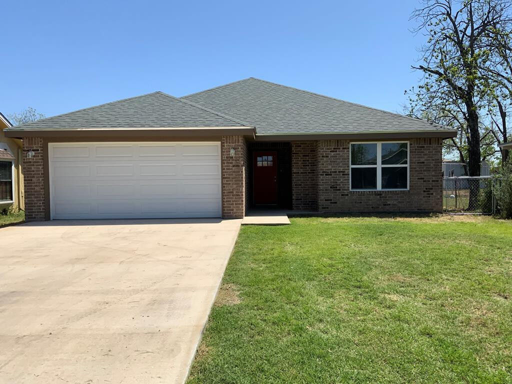 Property Photo:  2721 Coleman Street  TX 76901 