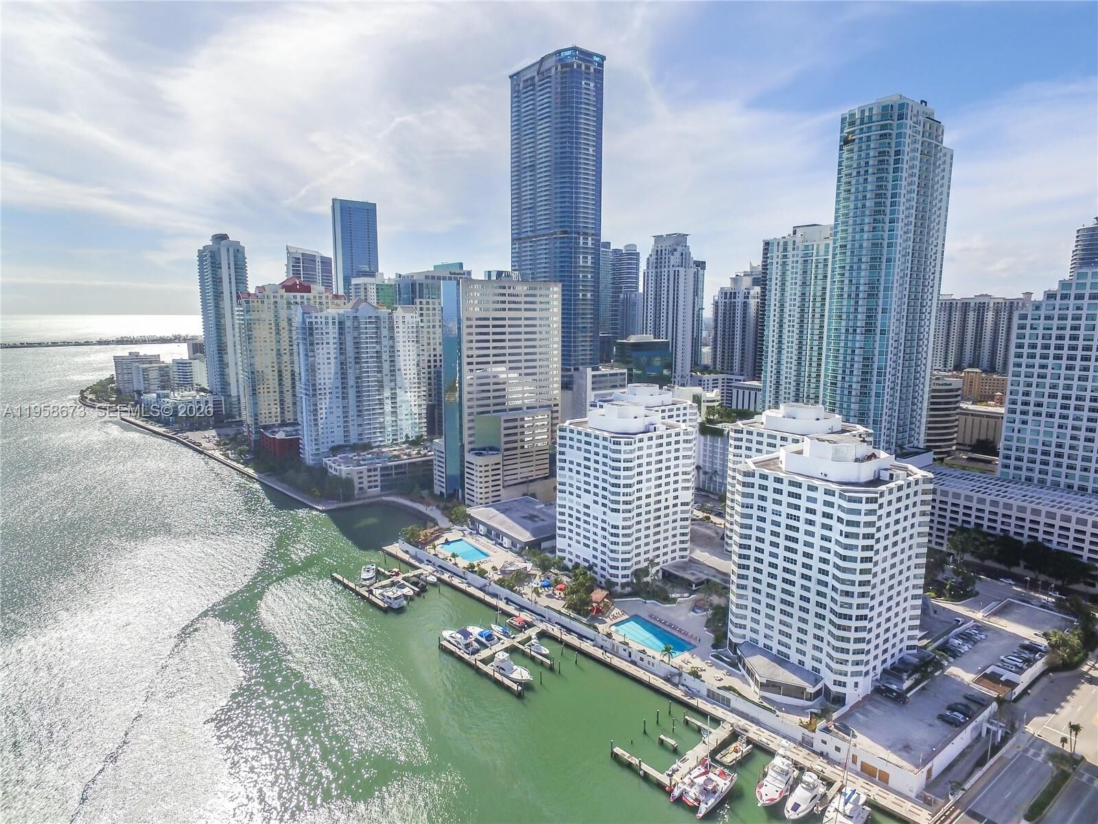 Property Photo:  999 Brickell Bay Dr 2002  FL 33131 