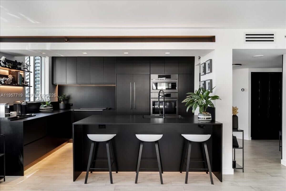 Property Photo:  650 West Ave 712  FL 33139 