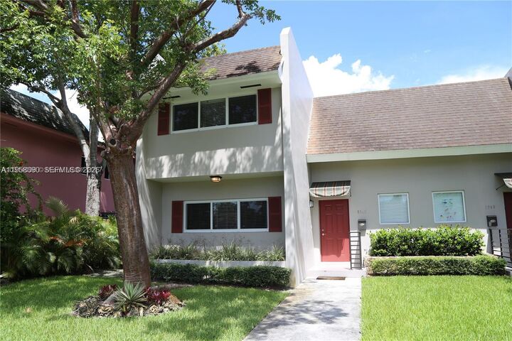 Property Photo:  8940 SW 95th Ave -  FL 33176 