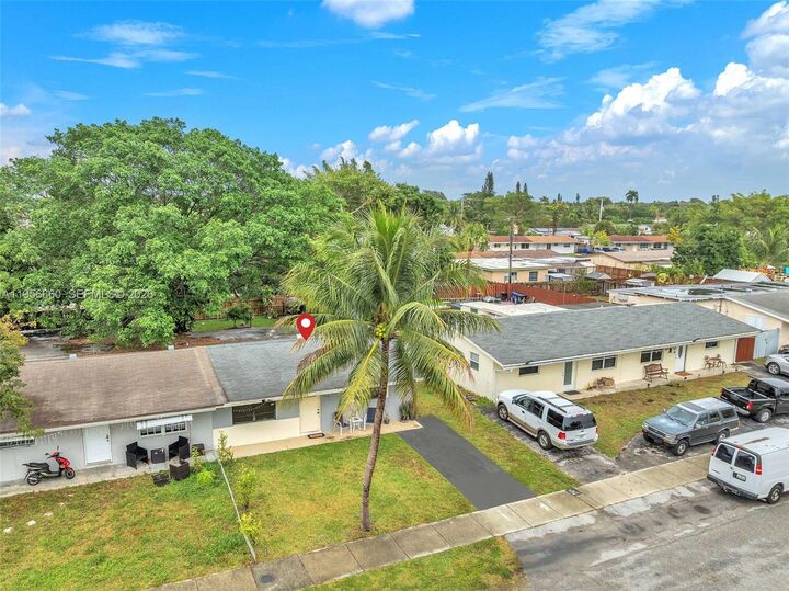 Property Photo: 7021 SW 19th Pl FL 33068