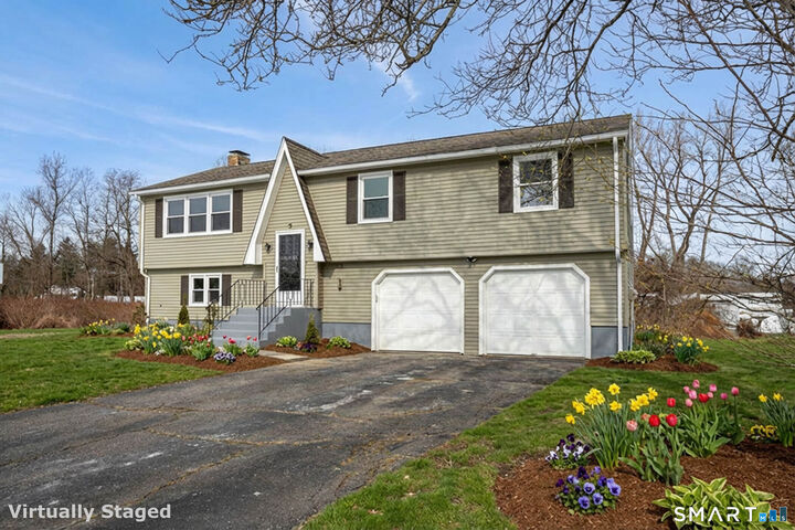 Property Photo: 73 Abbey Lane CT 06095