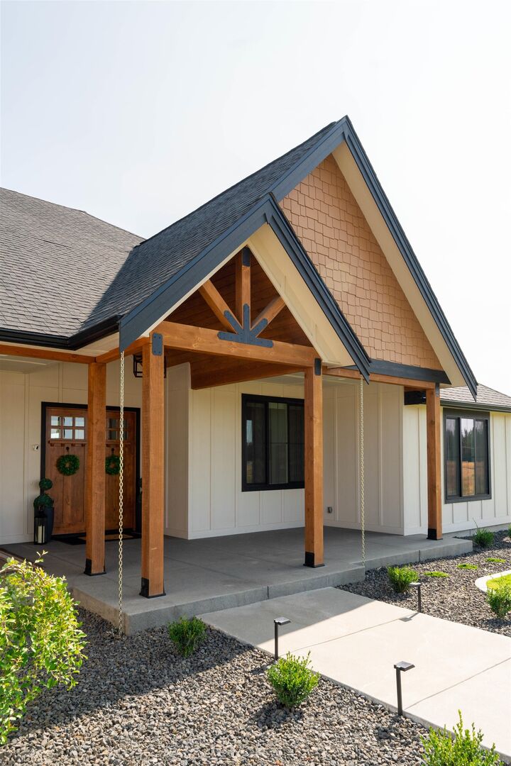 Property Photo:  10911 S Sherman Rd  WA 99224 