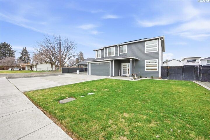 Property Photo:  509 Butternut Road  WA 98930 