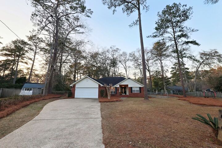 Property Photo:  105 Scotty Ct.  GA 31792 