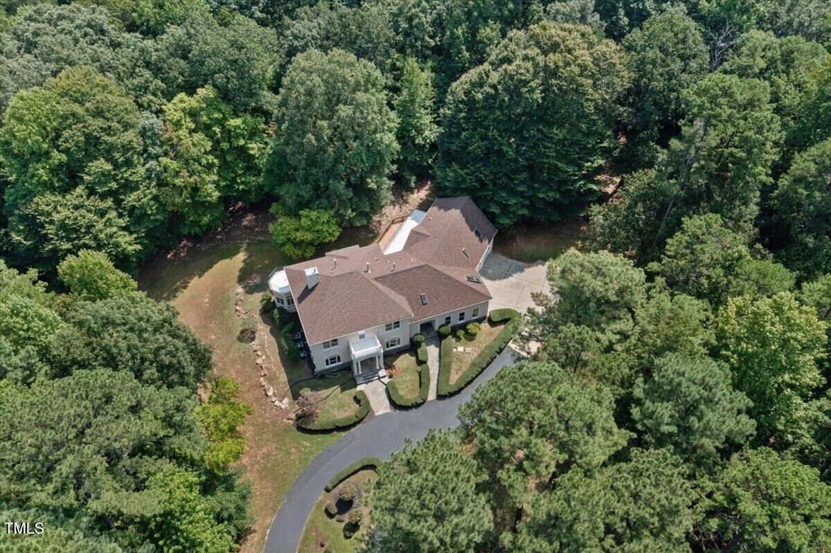Property Photo: 6300 Swallow Cove Lane NC 27614