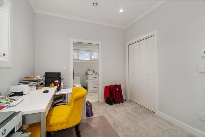 Property Photo: 2577 Parker Street 2575 &Amp BC V5K 2T2