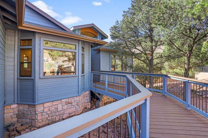 Property Photo:  818 N Blue Spruce Circle  AZ 85541 