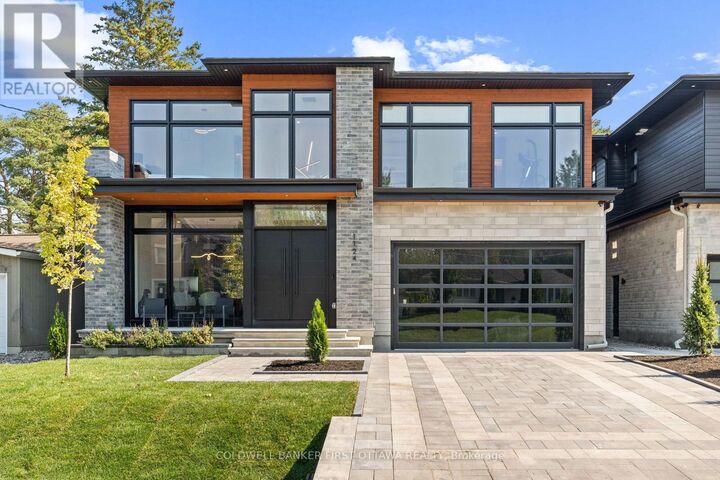 Property Photo:  1124 Normandy Crescent  ON K2E 5A4 