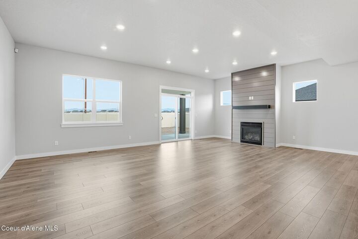 Property Photo:  7065 N Coeur Terre Blvd  ID 83815 