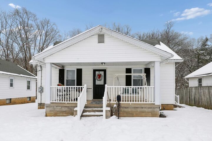 Property Photo:  402 Catherine Street  OH 45167 