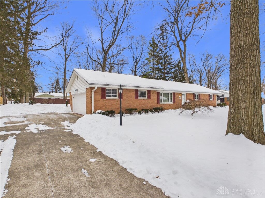 Property Photo: 1326 Lemcke Road OH 45434