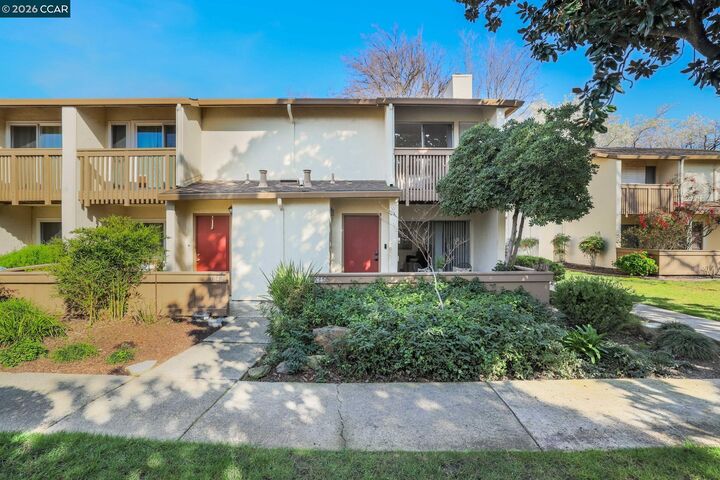 Property Photo:  1844 Pomar Way  CA 94598 