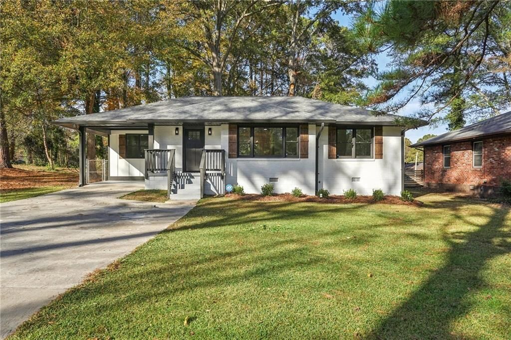 Property Photo:  4 Mobley Drive  GA 30315 
