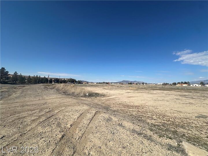 Property Photo:  960 East Honeysuckle Street  NV 89048 