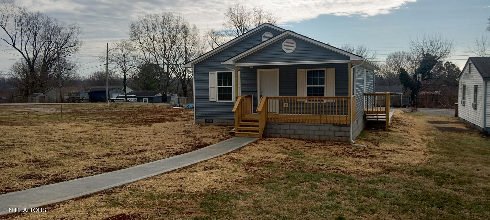 Property Photo:  2740 Carson Ave  TN 37917 