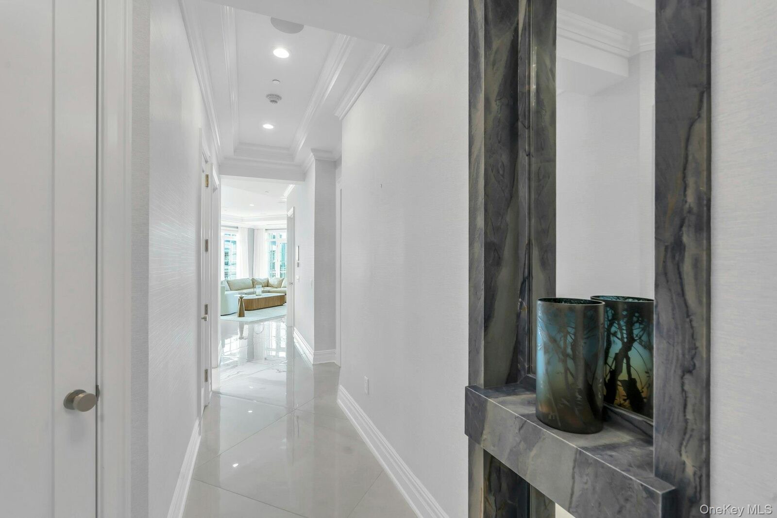 Property Photo:  3000 Royal Court 3306 Ph  NY 11040 