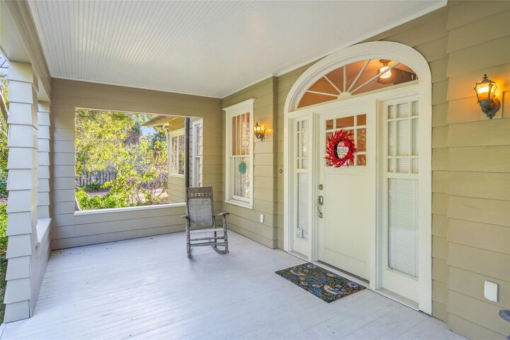 Property Photo:  2445 Alameda Avenue  FL 34234 