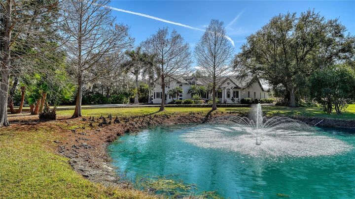Property Photo: 2098 Palm View Road FL 34240