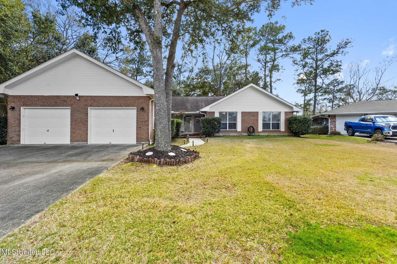 Property Photo:  8820 Kailua Place  MS 39525 