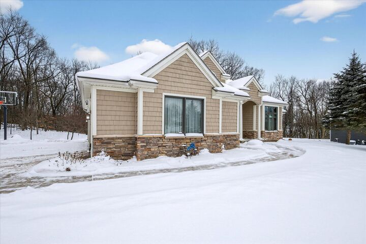 Property Photo: 15284 Alister Mackenzie Avenue MI 49012