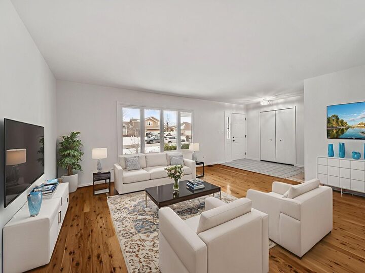 Property Photo: 7537 W Wishing Well Drive IL 60423