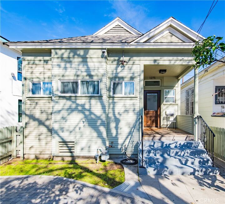 Property Photo:  1275 W 23rd  CA 90007 