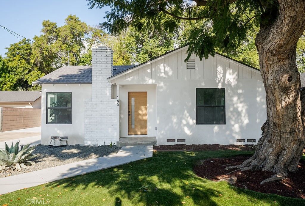 Property Photo:  145 E Green Street  CA 91711 
