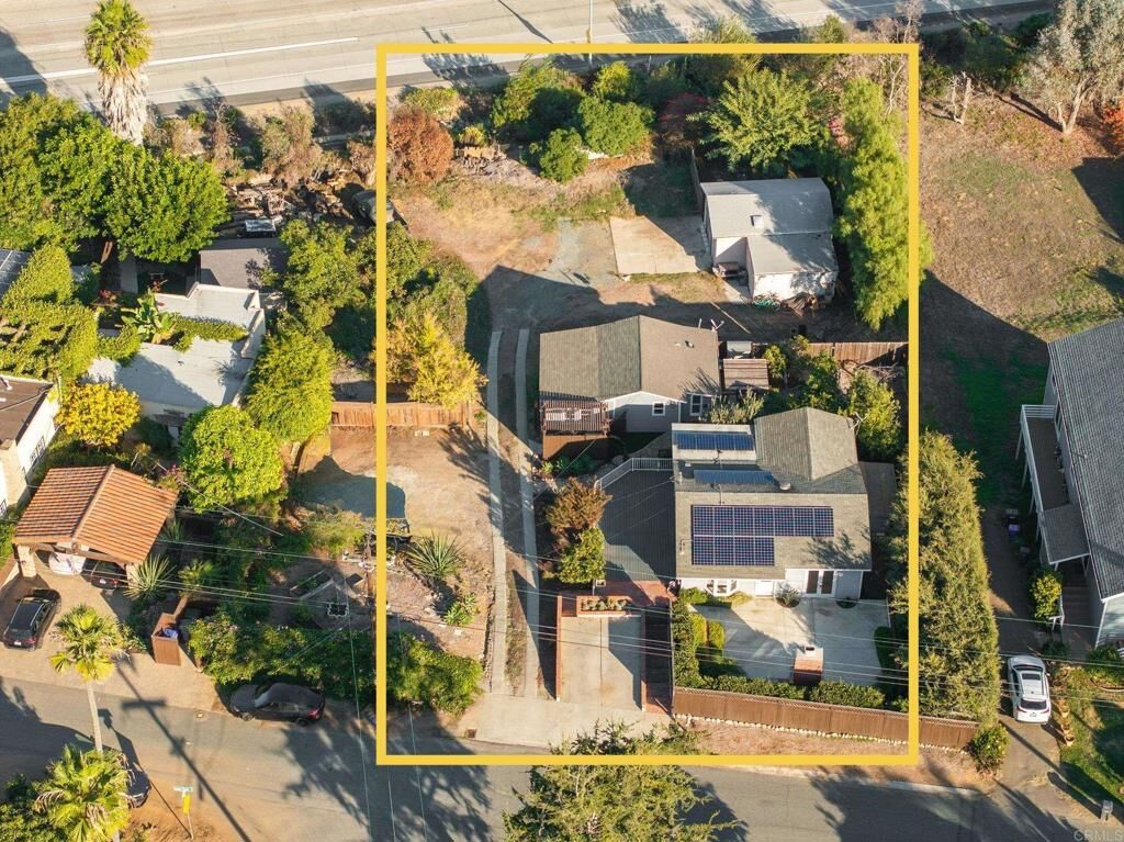 Property Photo:  697 Ocean View  CA 92024 