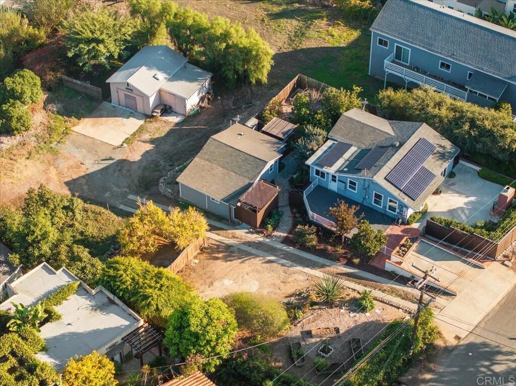 Property Photo:  697 Ocean View  CA 92024 