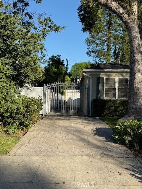 Property Photo:  4528 Farmdale  CA 91602 