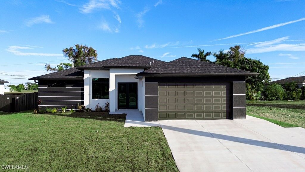 Property Photo:  405 Kismet Parkway E  FL 33909 