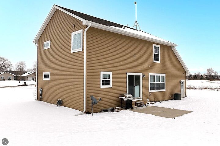 Property Photo:  2578 White Pine  MI 48858 