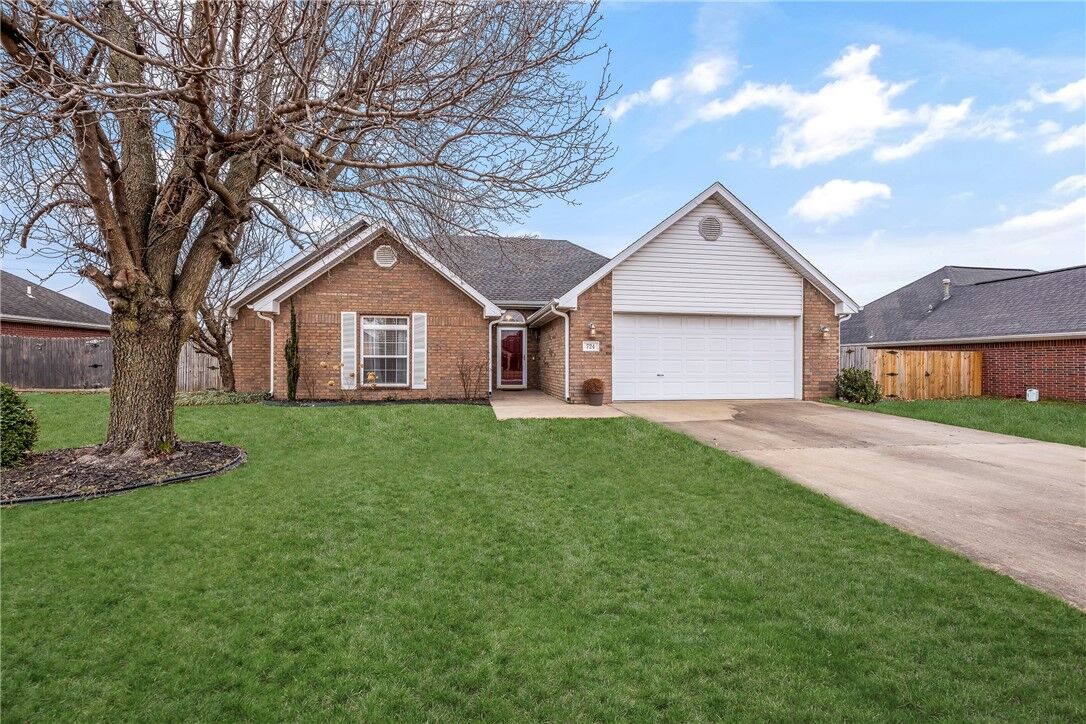 Property Photo: 724 Colley Street AR 72745