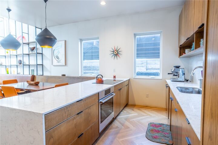 Property Photo:  506 SE Tourmaline  AR 72712 