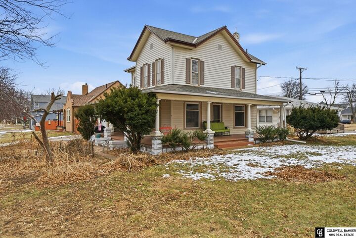 Property Photo:  247 N 2nd Street  NE 68434 