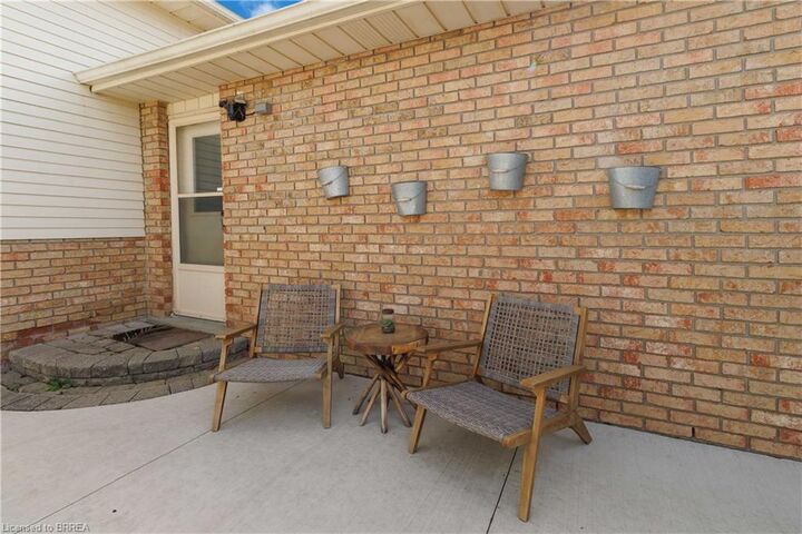 Property Photo:  34 Sympatica Crescent Lower  ON N3P 1G4 